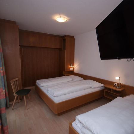 Aparthotel Garni Hofer Sexten Exteriér fotografie