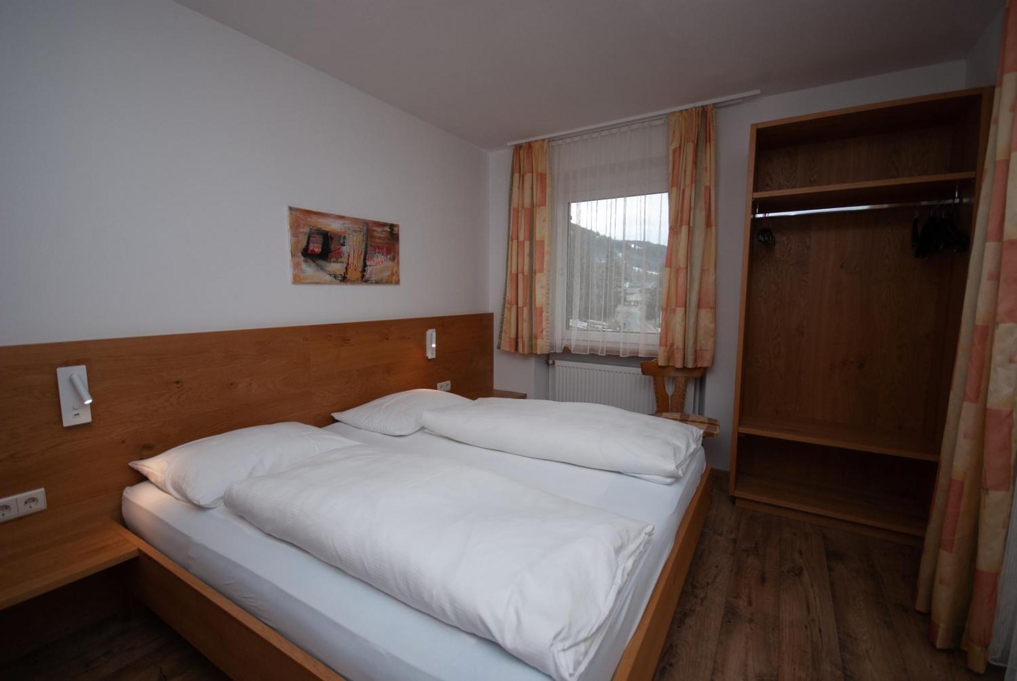 Aparthotel Garni Hofer Sexten Exteriér fotografie