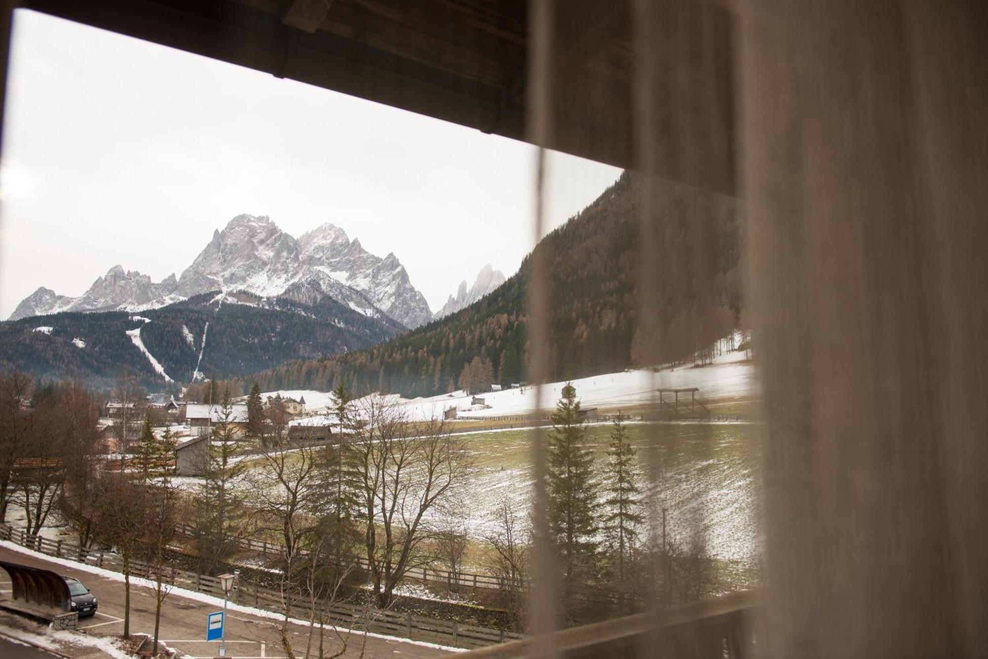 Aparthotel Garni Hofer Sexten Exteriér fotografie