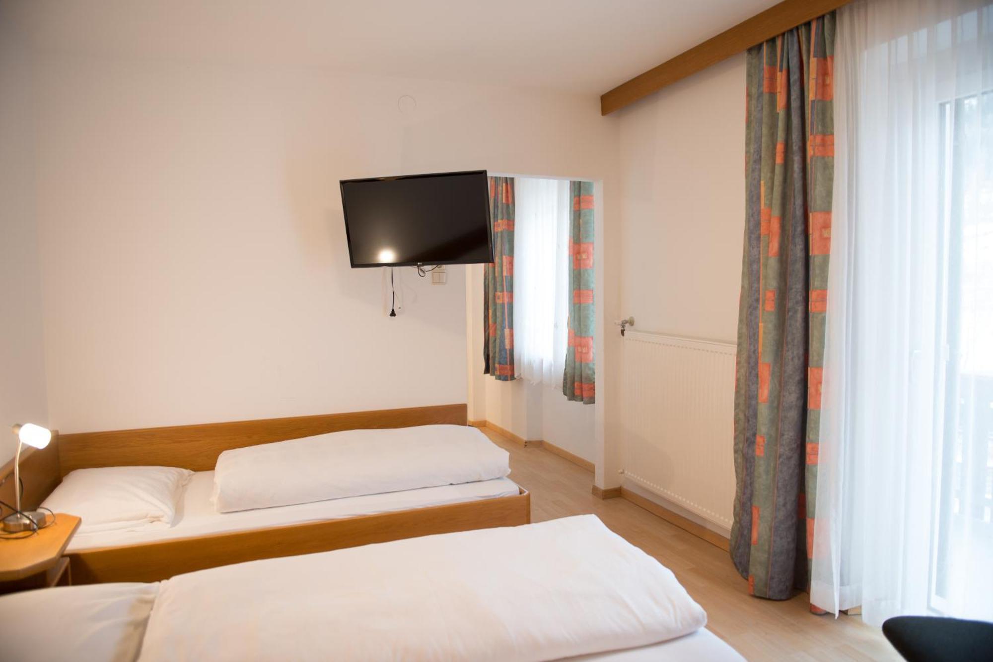 Aparthotel Garni Hofer Sexten Exteriér fotografie