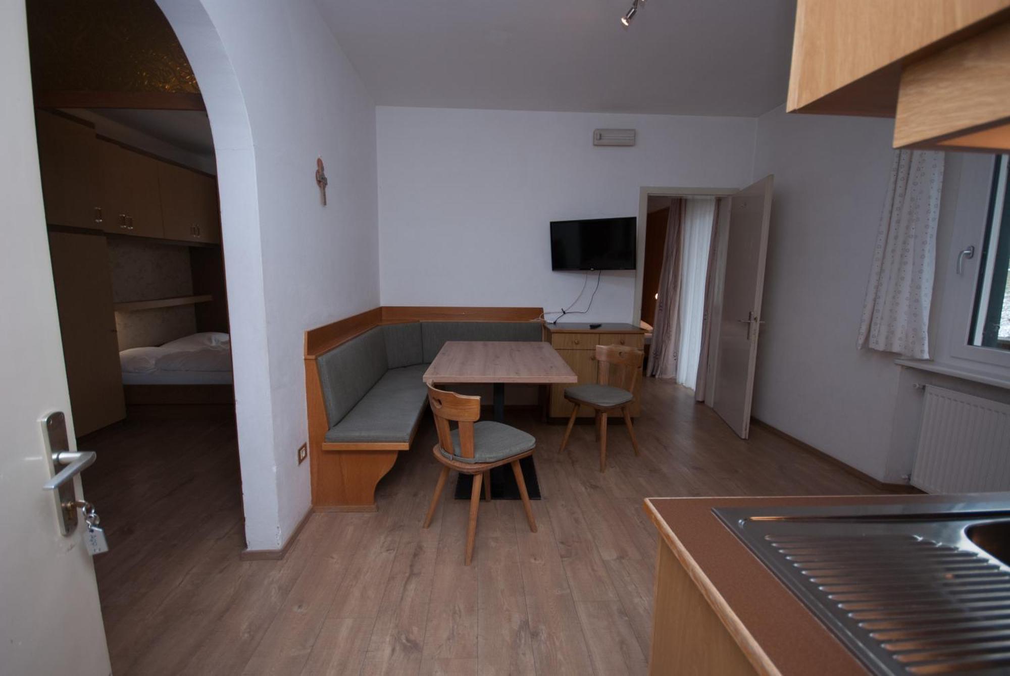 Aparthotel Garni Hofer Sexten Exteriér fotografie